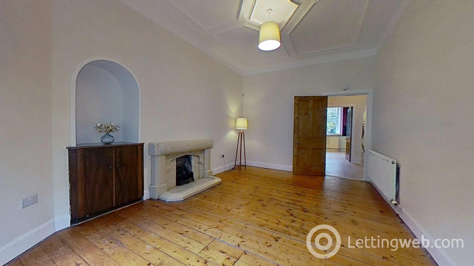 Flat Novar Drive in Glasgow