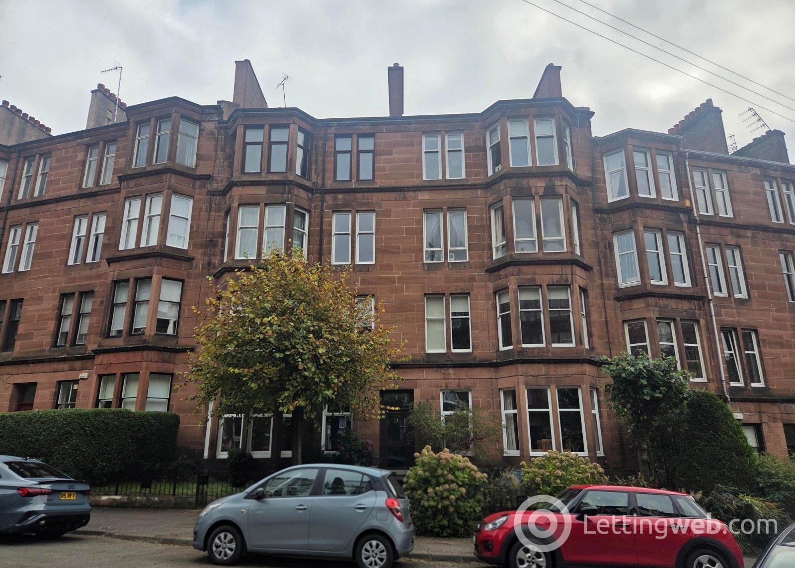 Flat Novar Drive in Glasgow