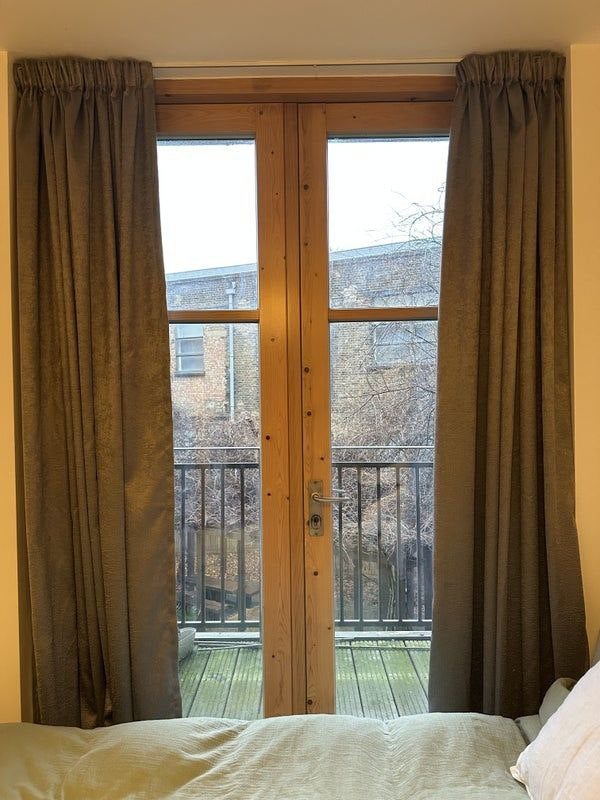 Room Holloway Road in Greater London