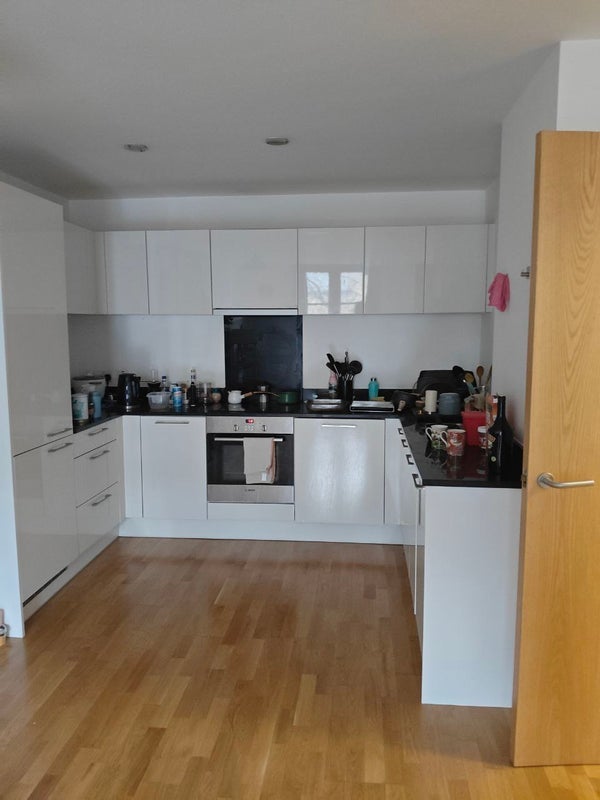 Room Holloway Road in Greater London