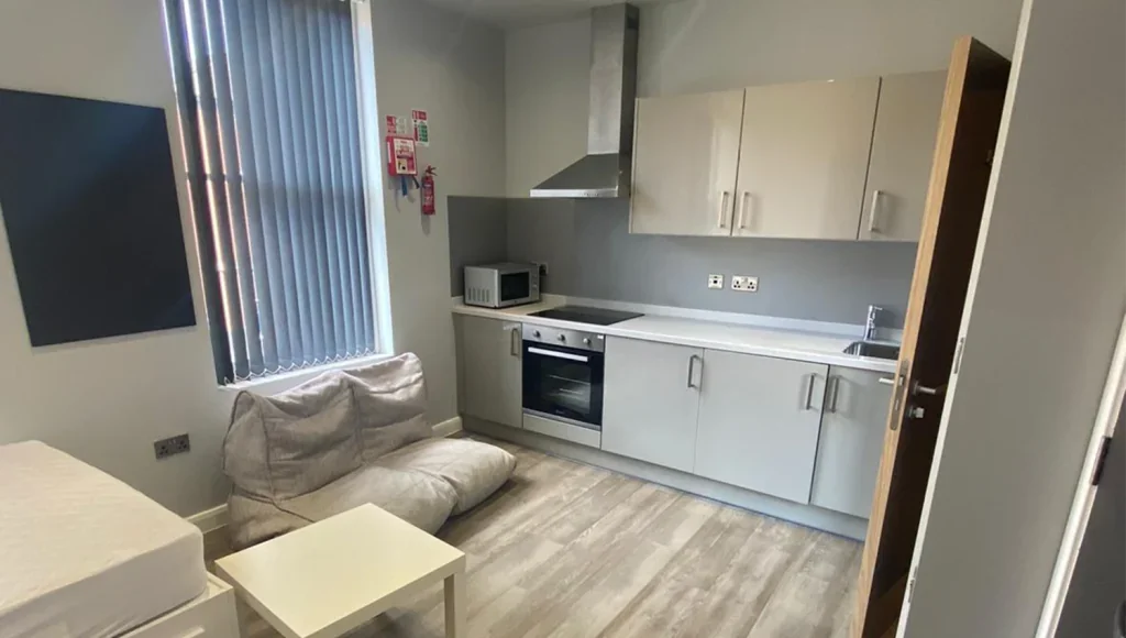 Flat De Montfort Street in Leicester