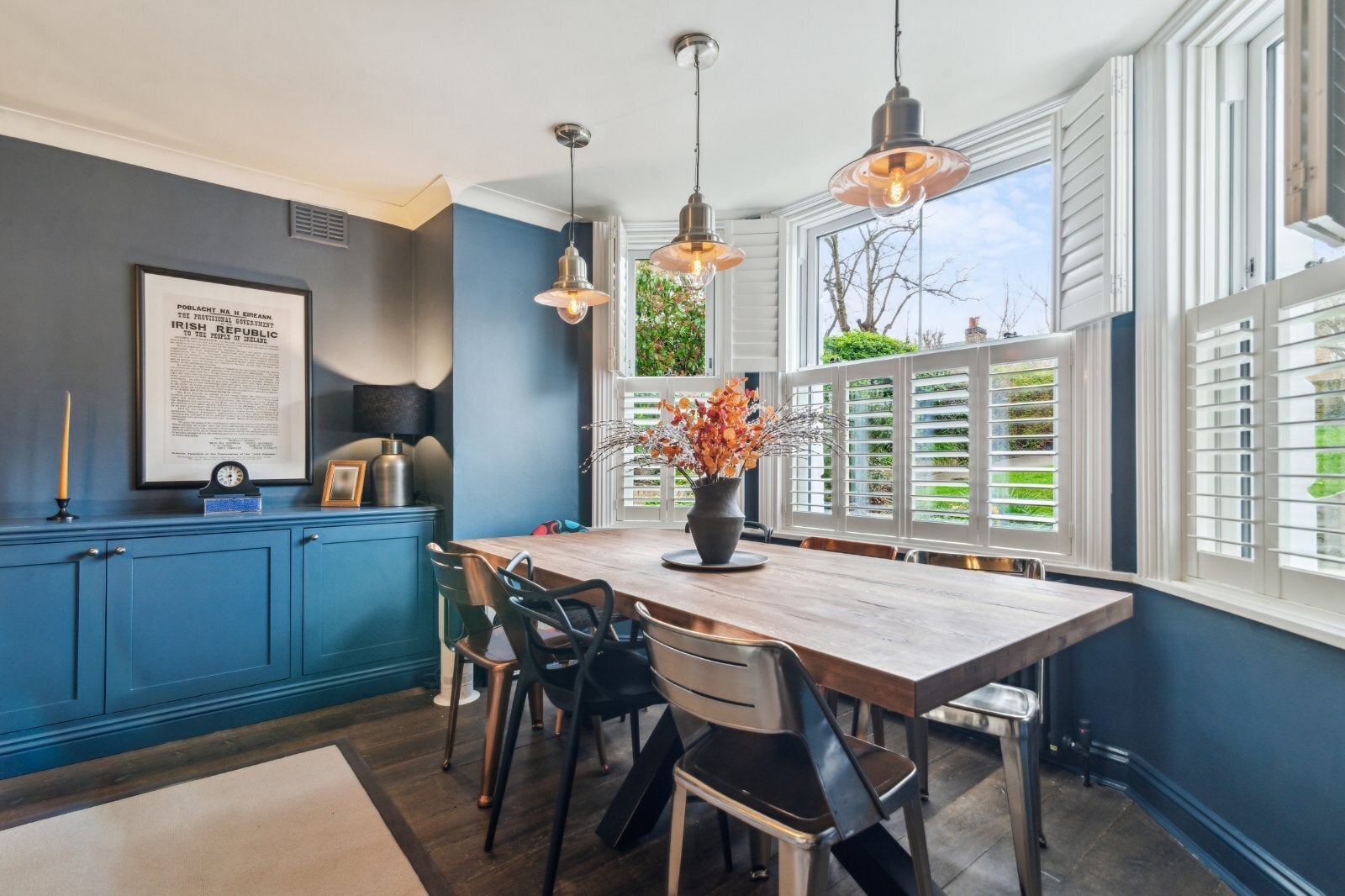 Flat Upper Richmond Road in Greater London