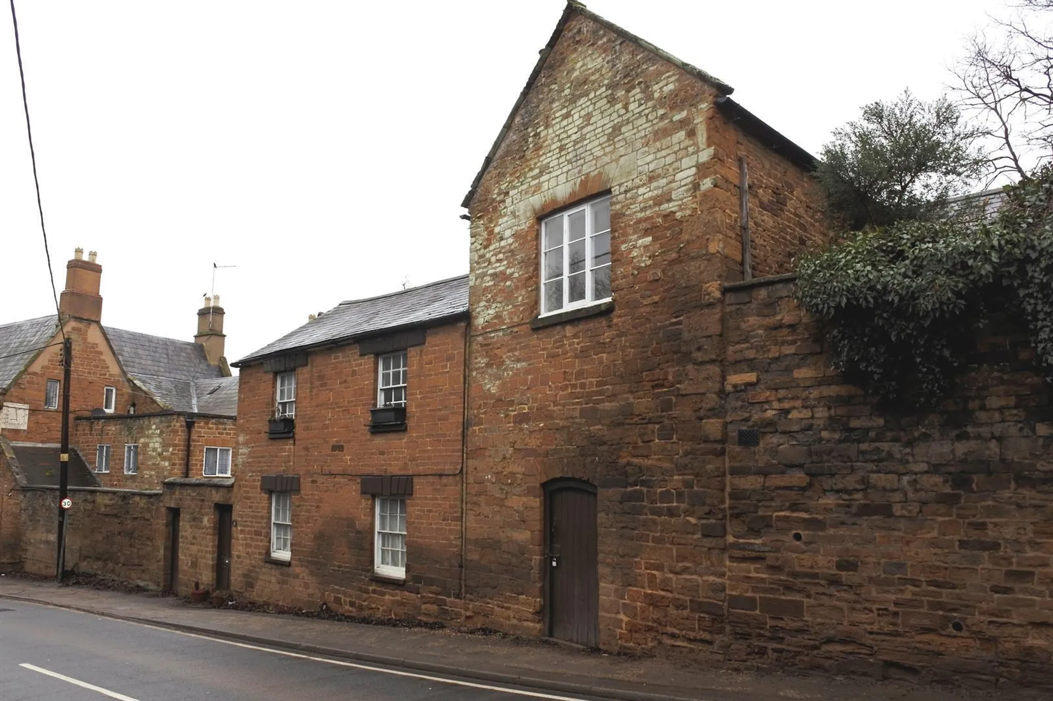 House Harlestone Road in Upper Harlestone