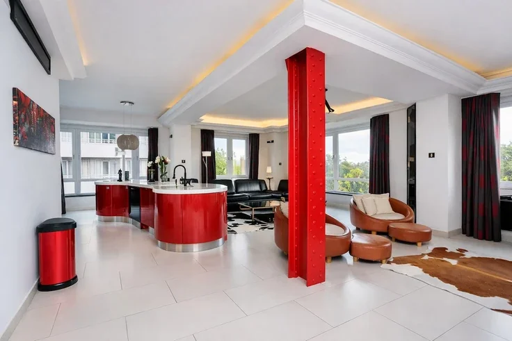 Flat Queensborough Terrace in City of Westminster