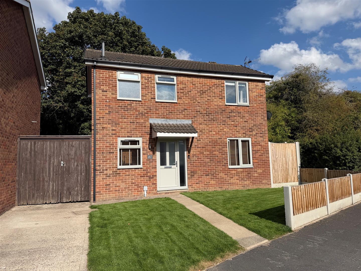 House Saddleworth Walk in Derby