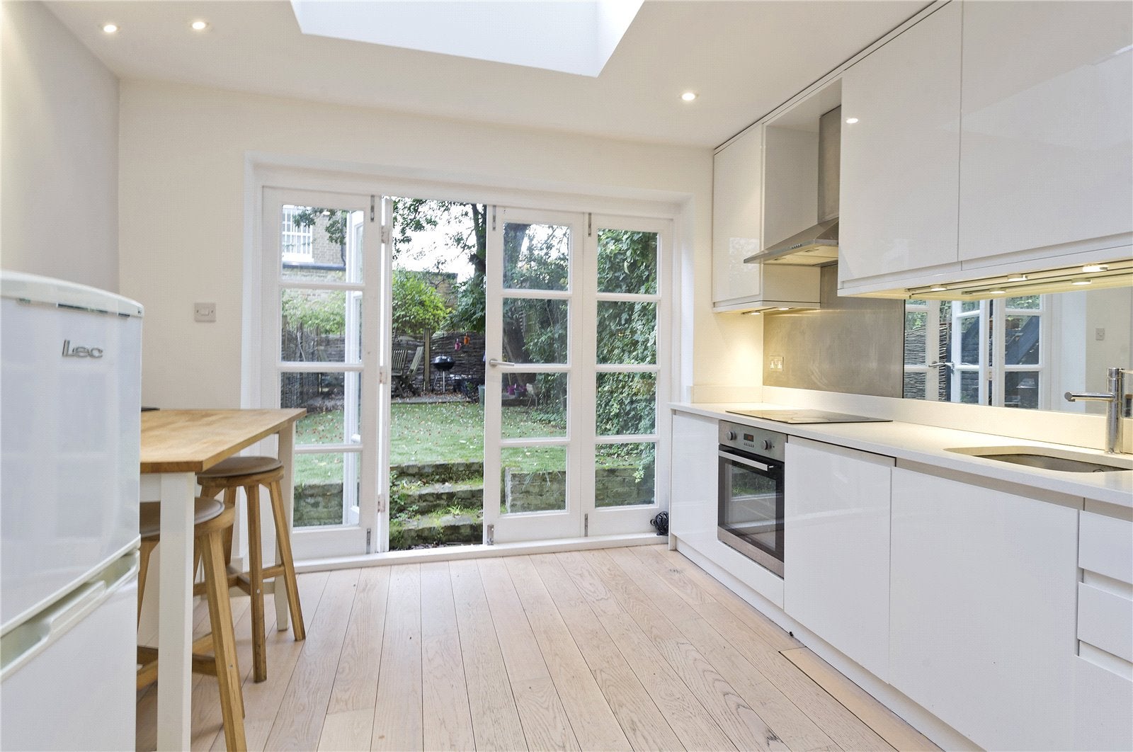Flat St Anns Villas in Greater London