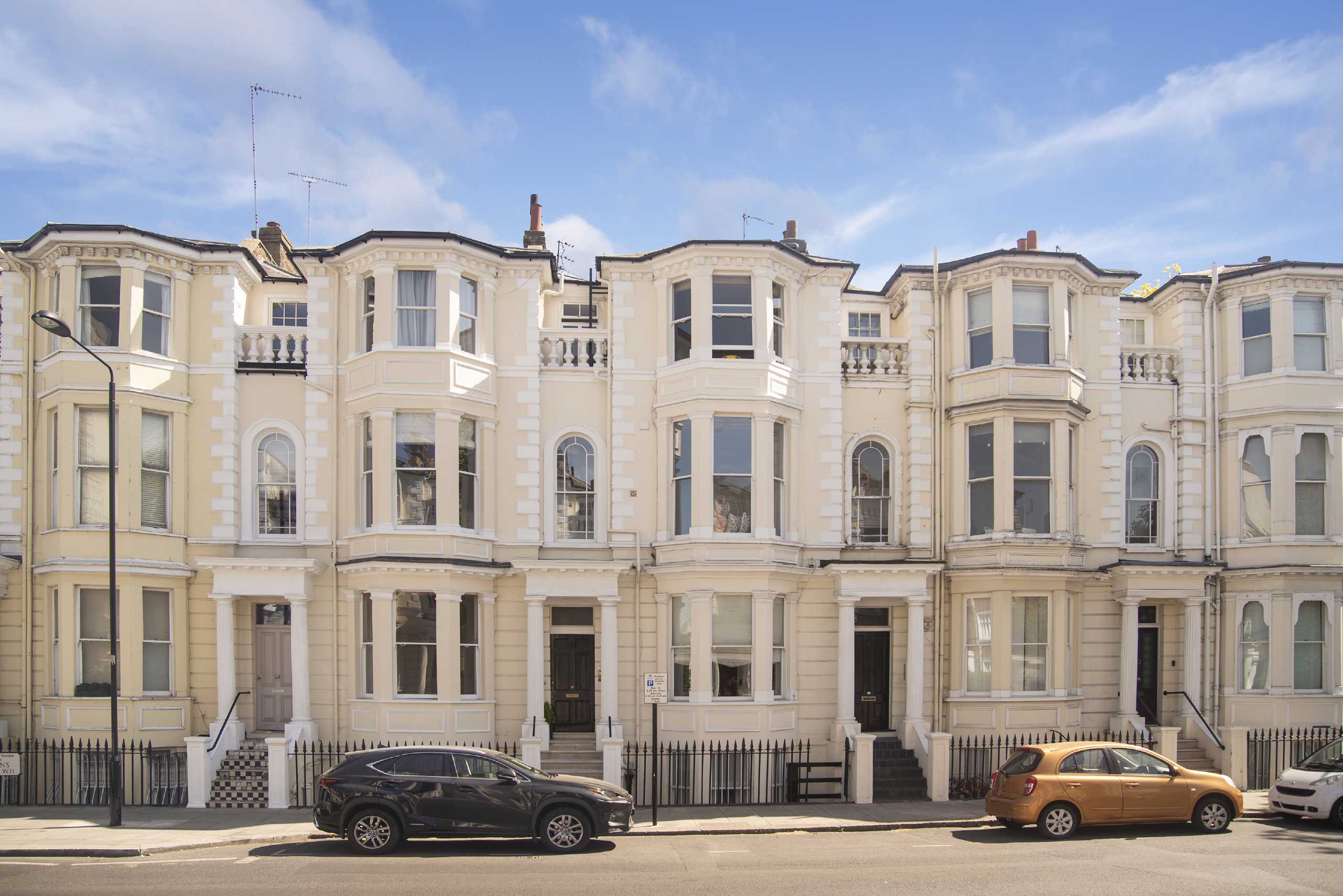 Flat St Anns Villas in Greater London