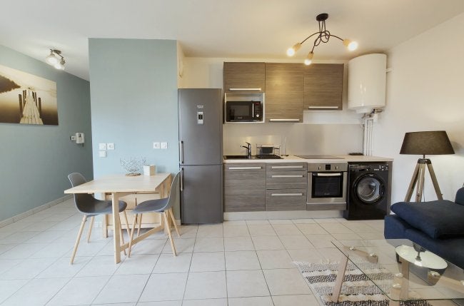 Flat Rue Capitaine Julien in Rillieux-la-Pape