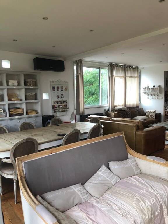 Room Rue de Suresnes in Garches