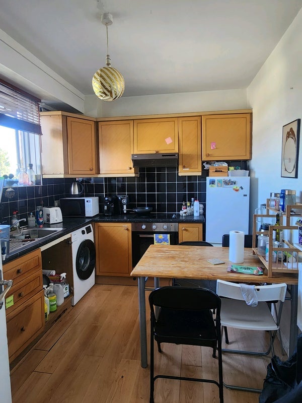 Room Jubilee Street in Greater London