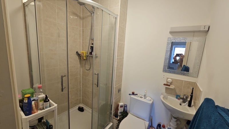 Room Epworth Street in Liverpool