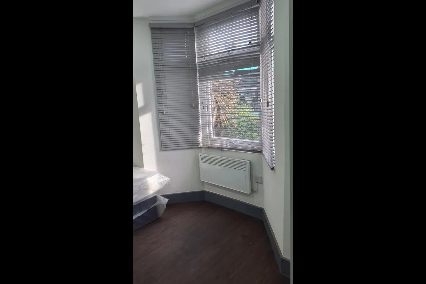 Room Banbury Street in Watford