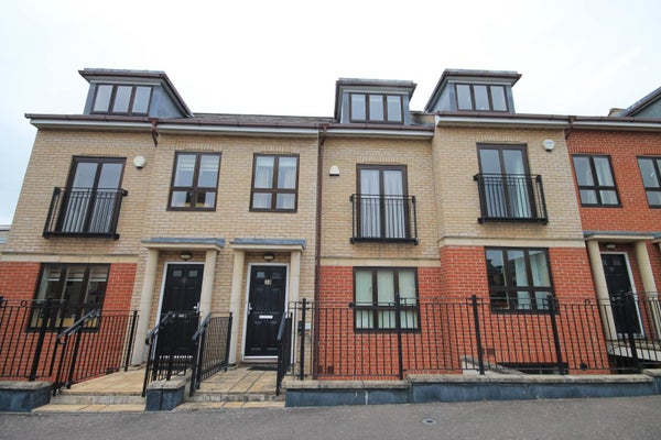 Flat St Bartholomew's Court in Cambridge