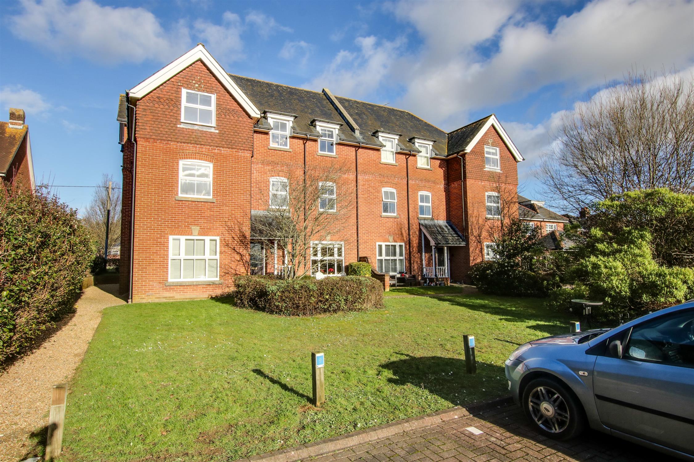 Flat Winchester Road in Bishop's Waltham