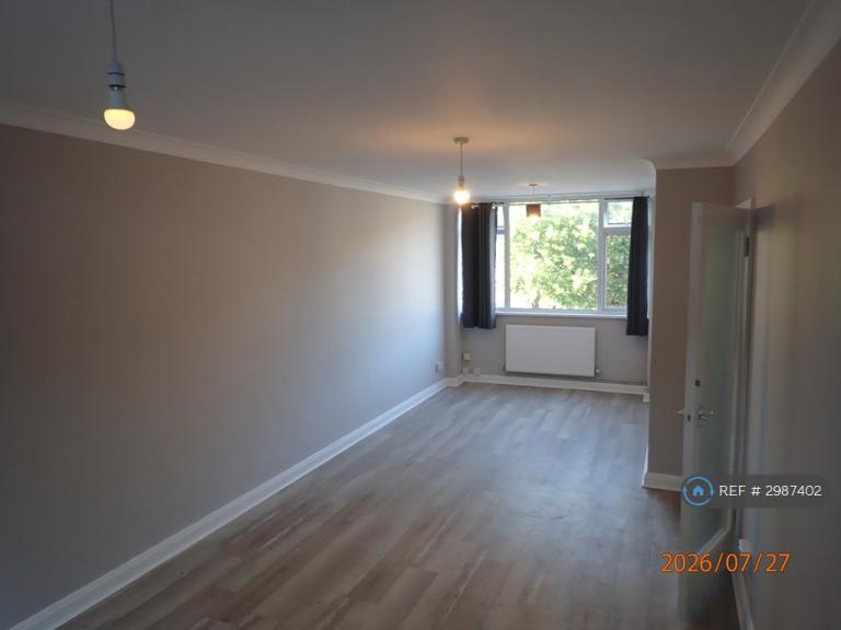 Flat Granville Road in Sevenoaks