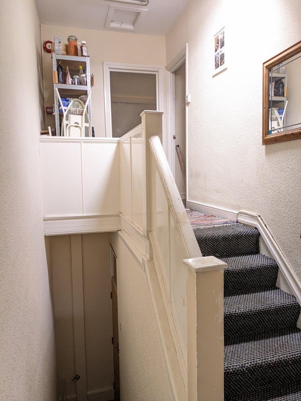Flat Claude Place in Cardiff