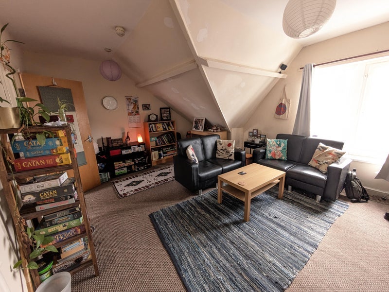 Flat Claude Place in Cardiff