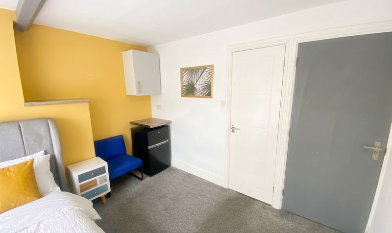 Room Brighton Road in Derby
