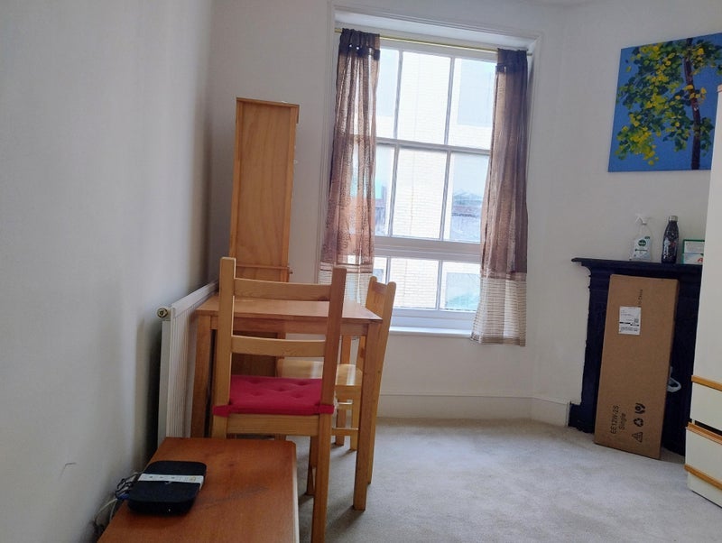 Room Paul Street in Greater London