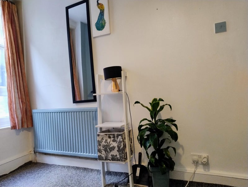 Room Paul Street in Greater London