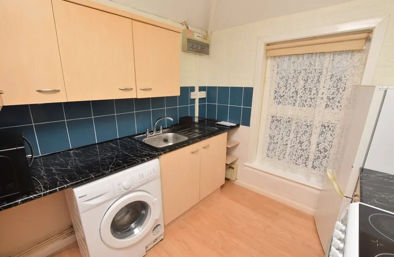 Flat Emmanuel Close in Exeter