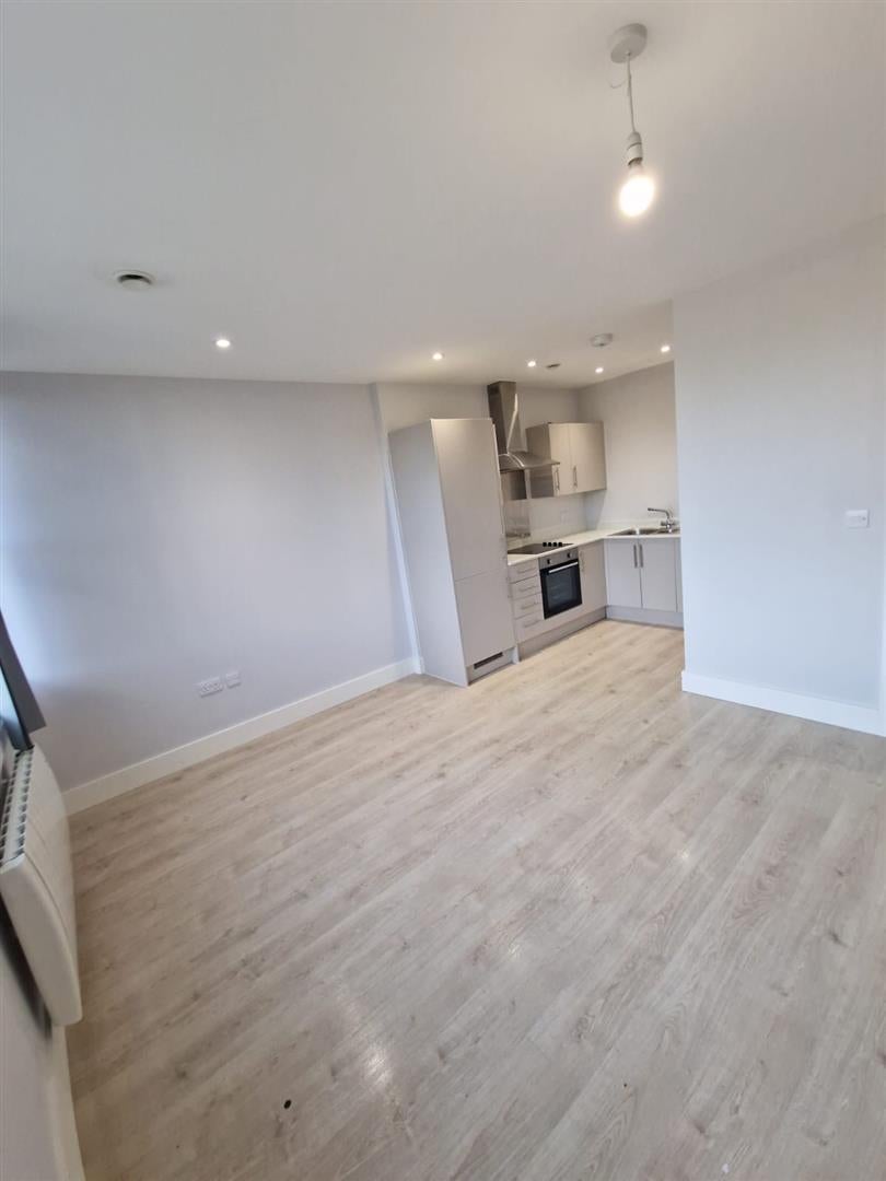 Flat Nobel Drive in Greater London