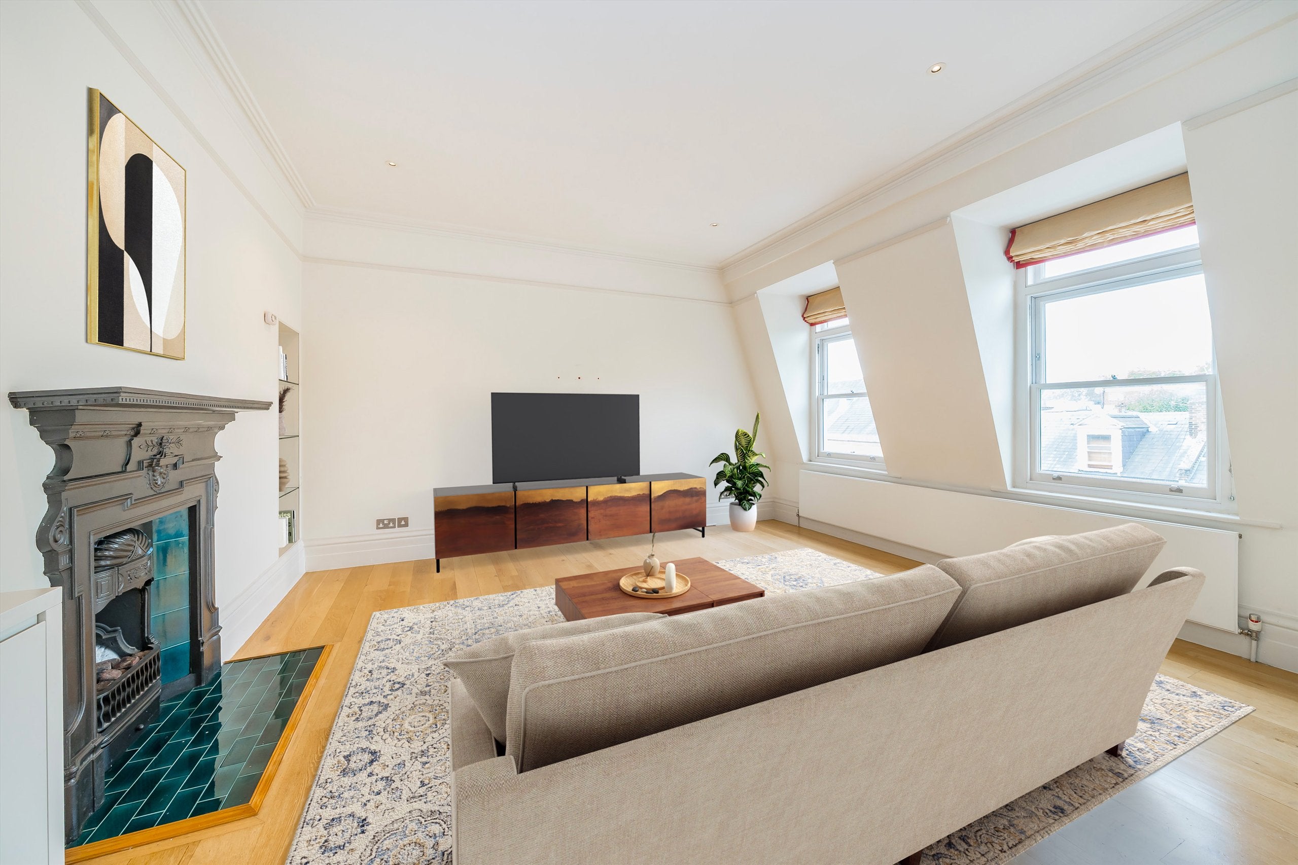 Flat Holland Park Gardens in Greater London