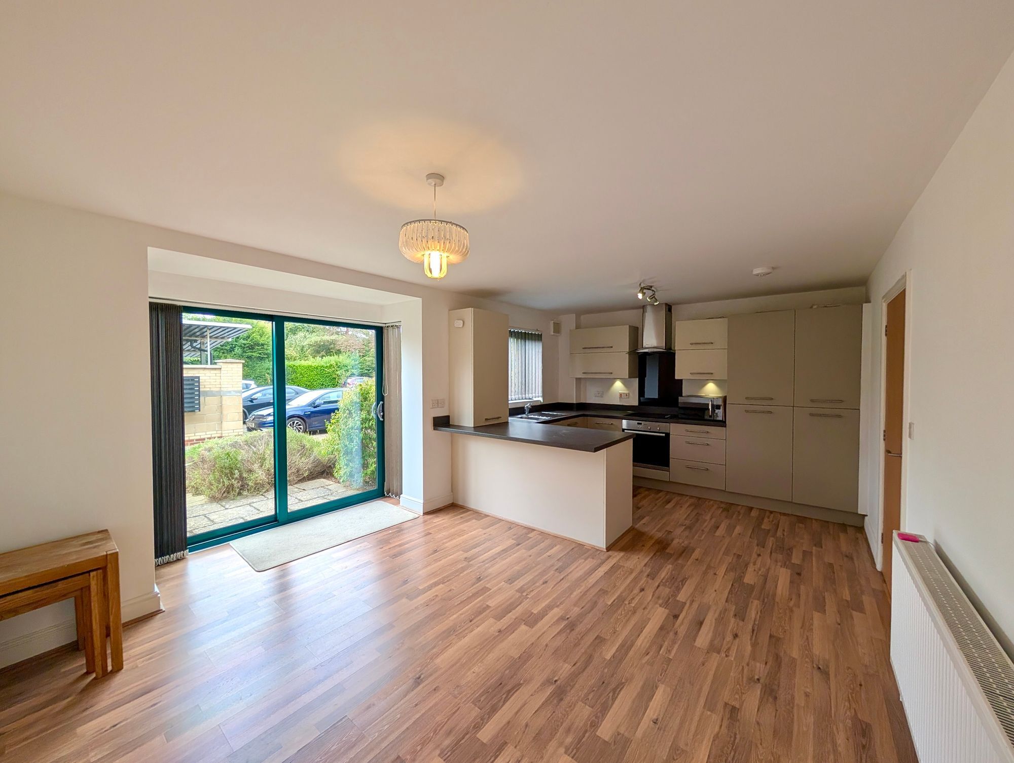 Flat Woodhead Drive in Cambridge