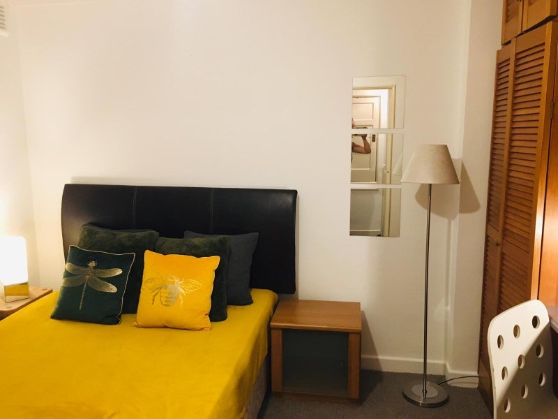 Flat The Meres in Greater London