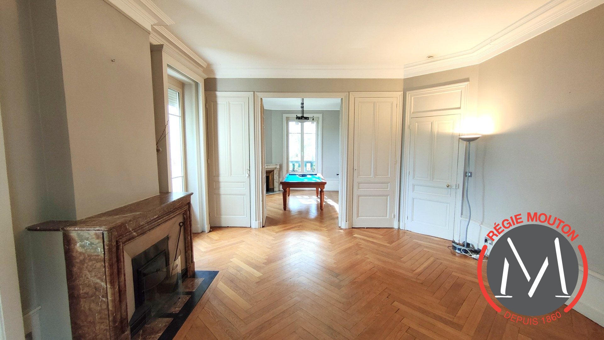 House Avenue Esquirol in Lyon