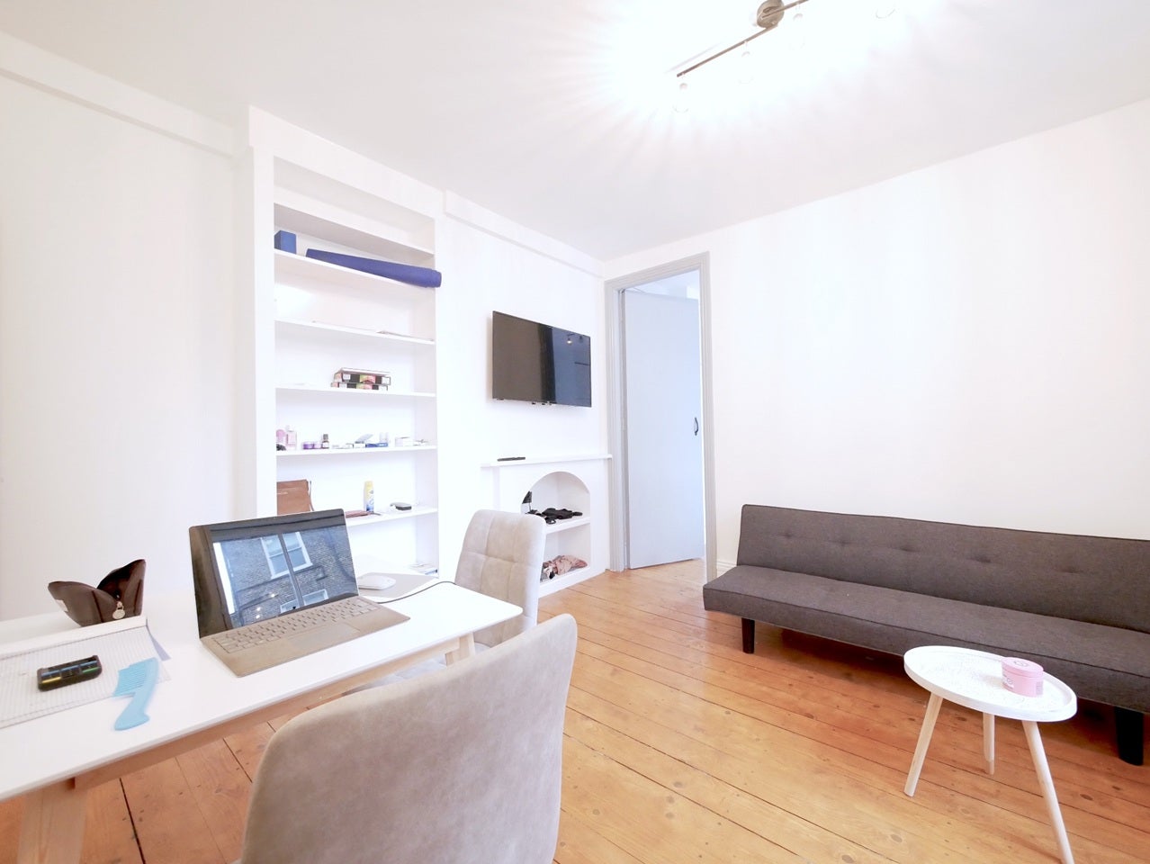 Flat St Stephen's Crescent in City of Westminster