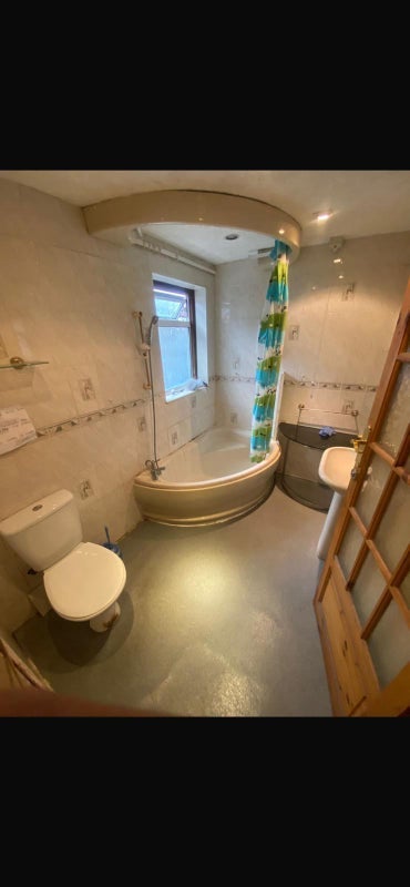 Room Malvern Road in Greater London