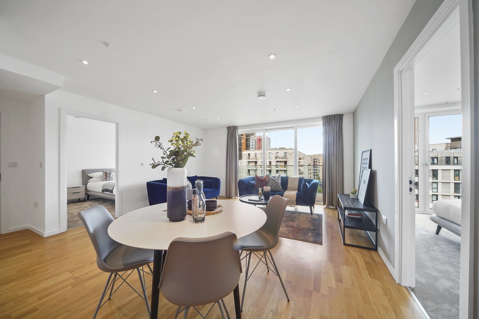 Flat Celebration Avenue in Greater London
