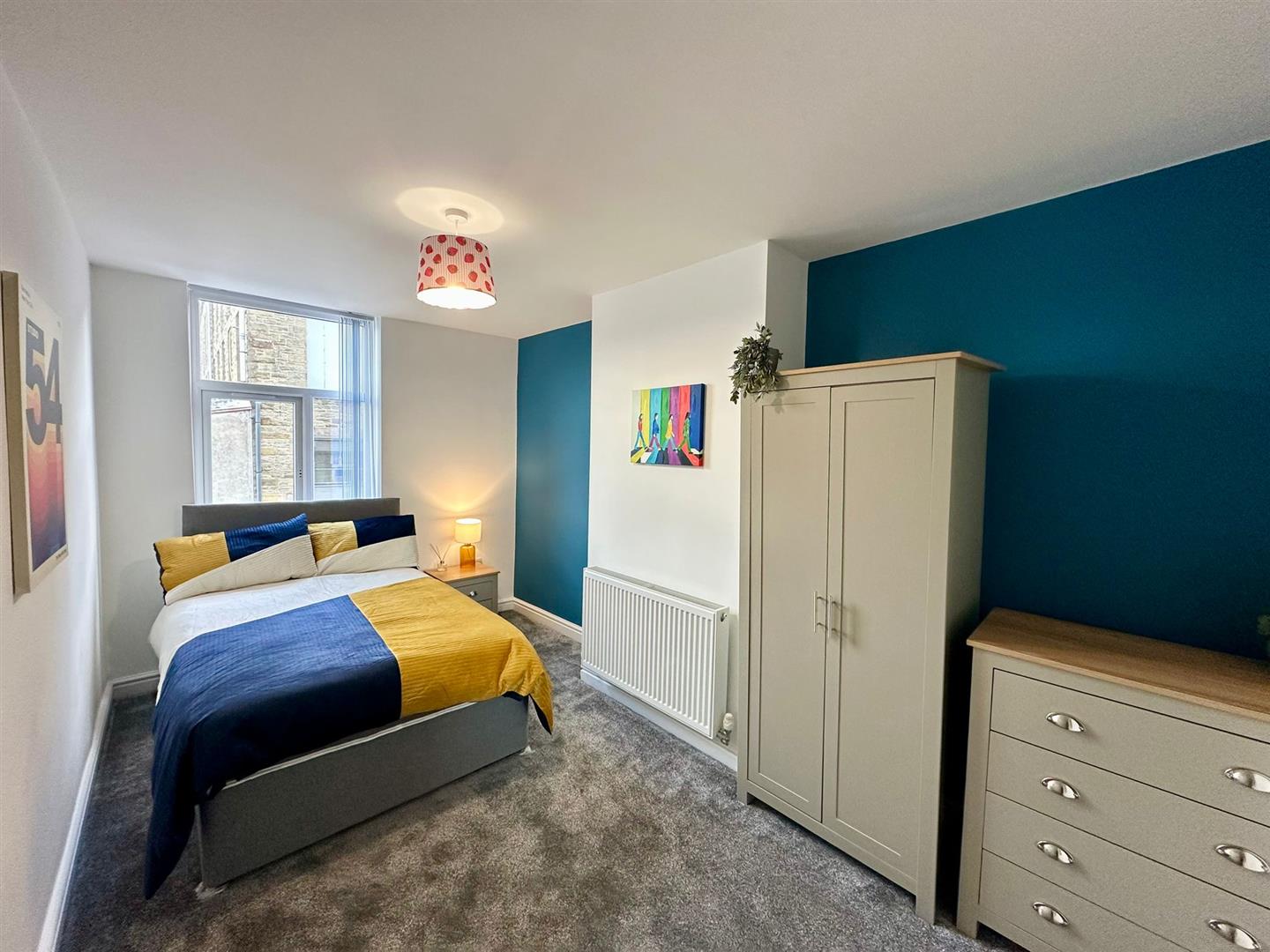 Room Bond Street in Borough of Pendle
