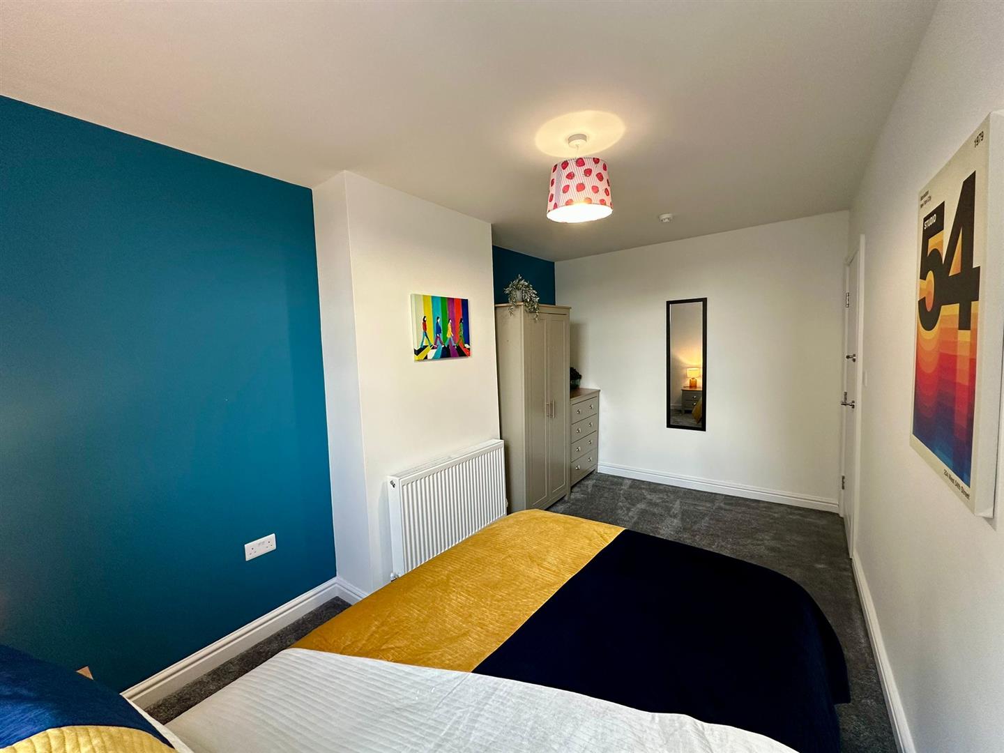 Room Bond Street in Borough of Pendle