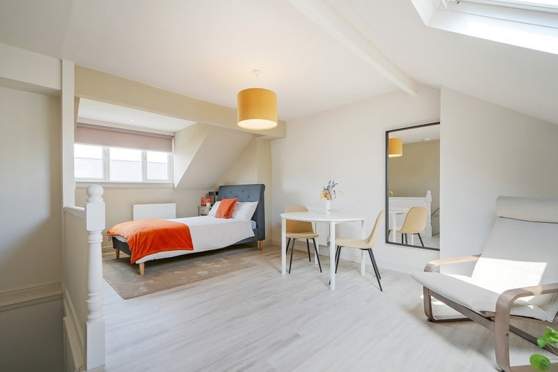 Flat Belgrave Square in Sheffield