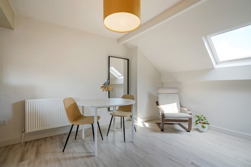 Flat Belgrave Square in Sheffield