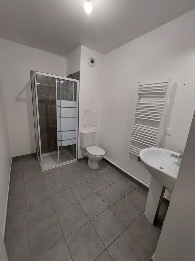 Flat Rue Nicole Laouenan in Saint-Pierre-du-Perray