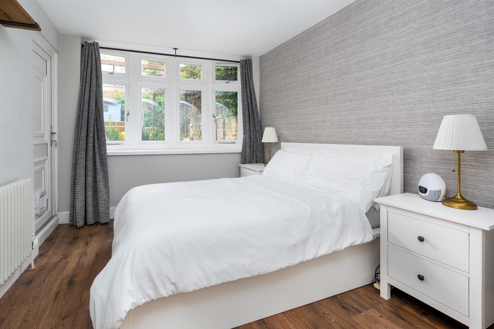 Flat Offord Road in Greater London