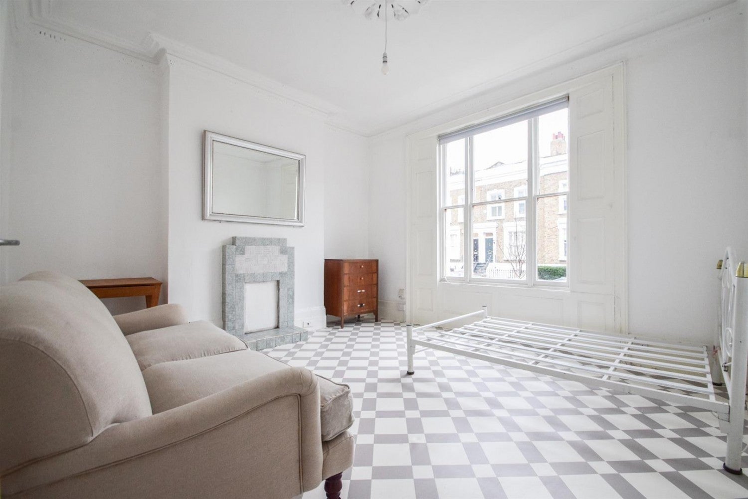 Flat Englefield Road in Greater London