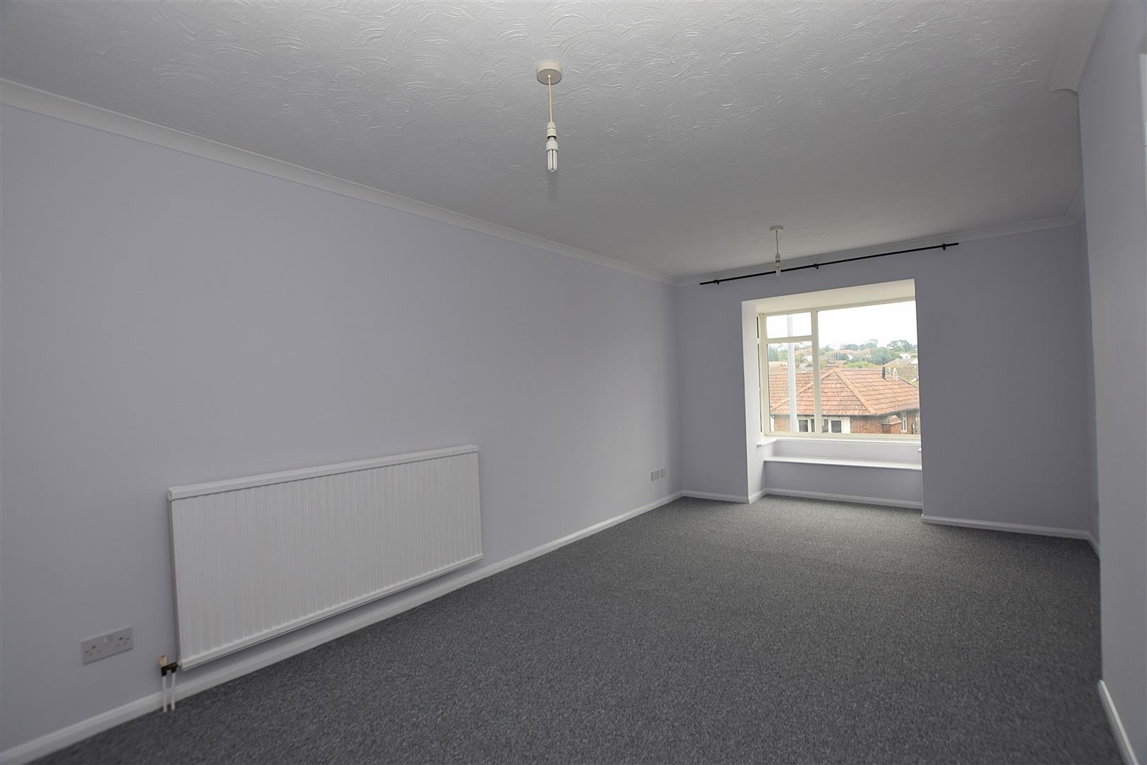 Flat Cooden Sea Road in Rother