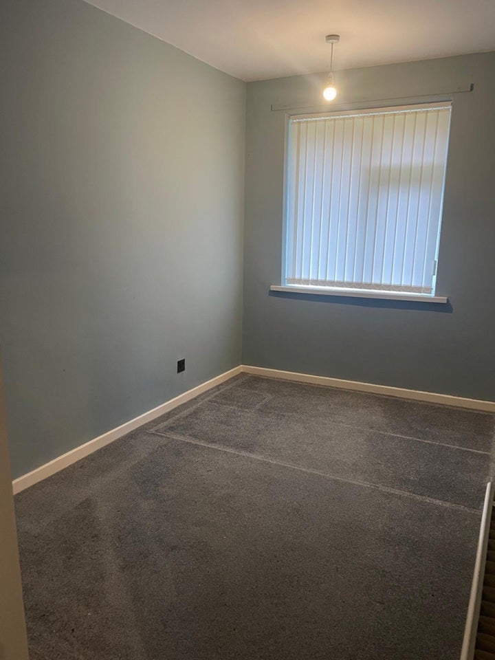 Flat Chandos Gardens in Leeds