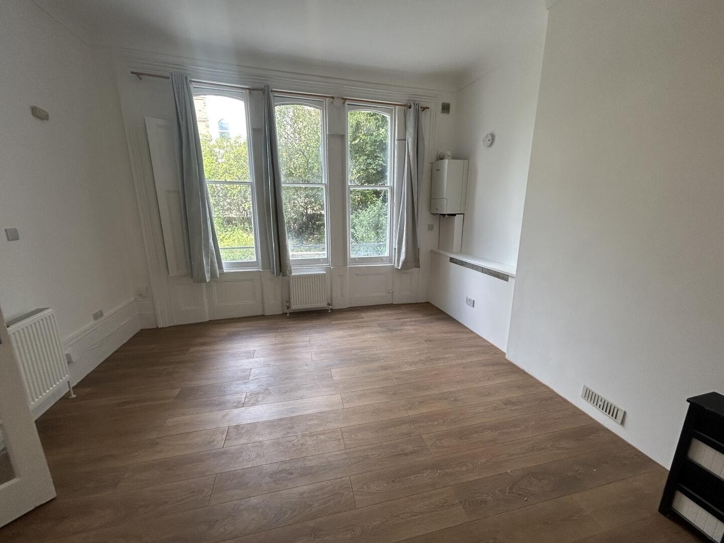 Flat Penge Road in Greater London