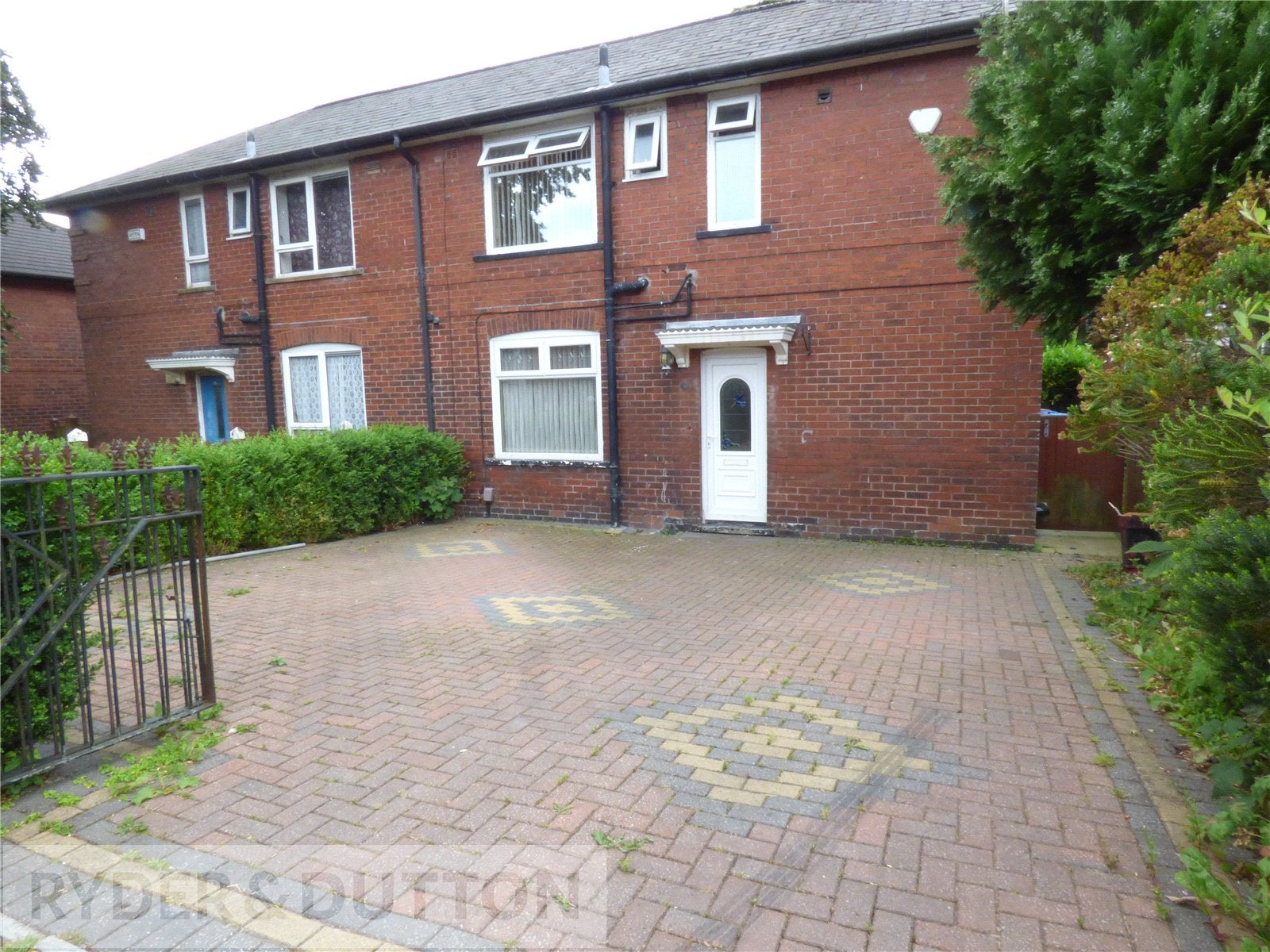 House Delamere Road in Milnrow