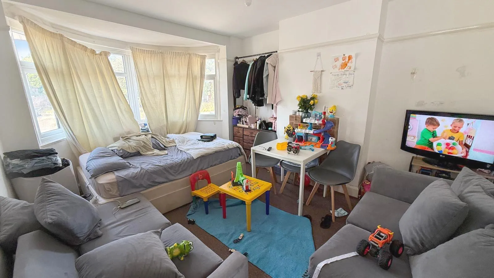Flat Old Shoreham Road in Adur