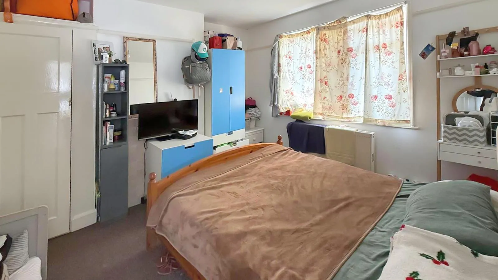 Flat Old Shoreham Road in Adur
