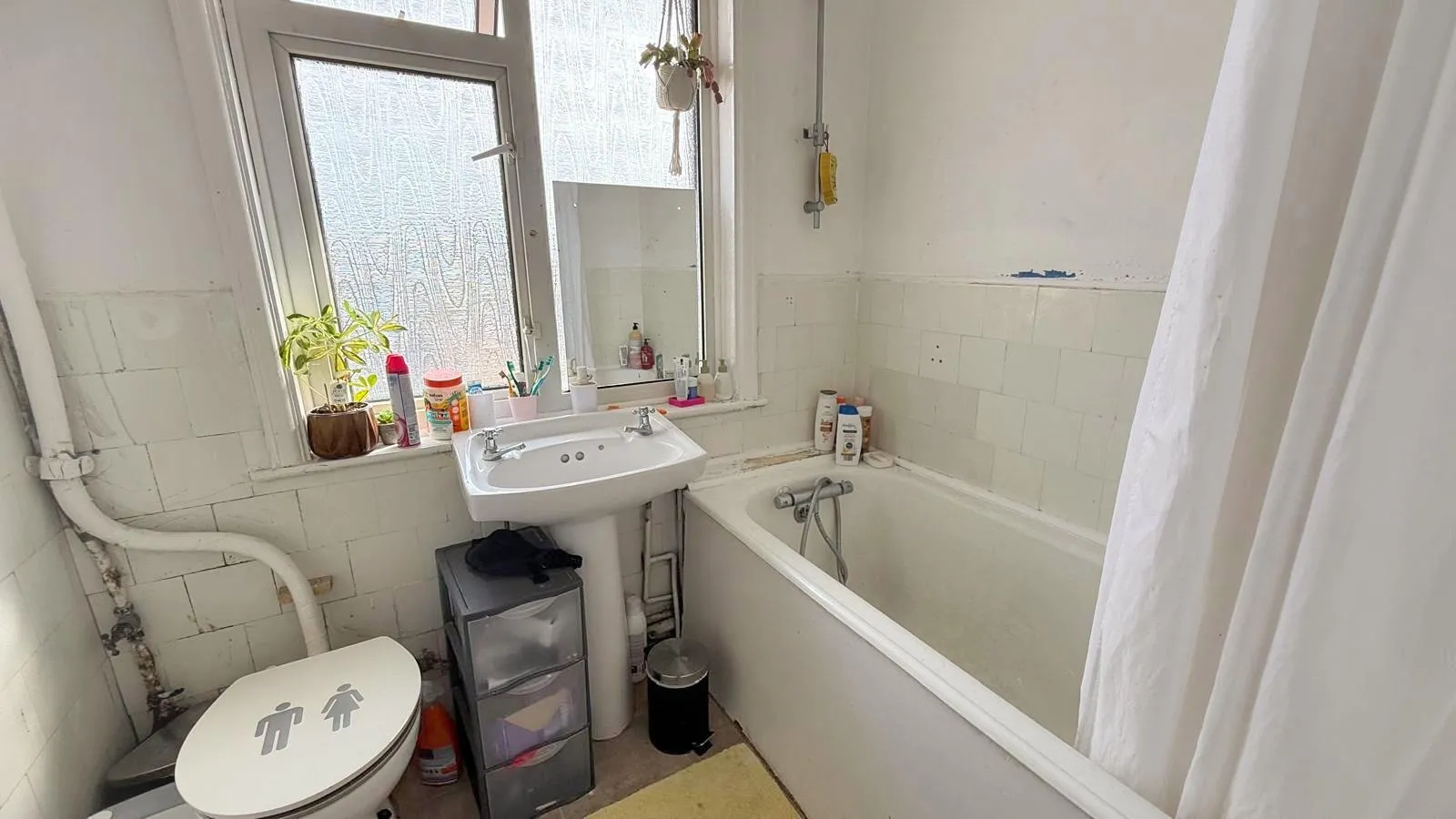 Flat Old Shoreham Road in Adur