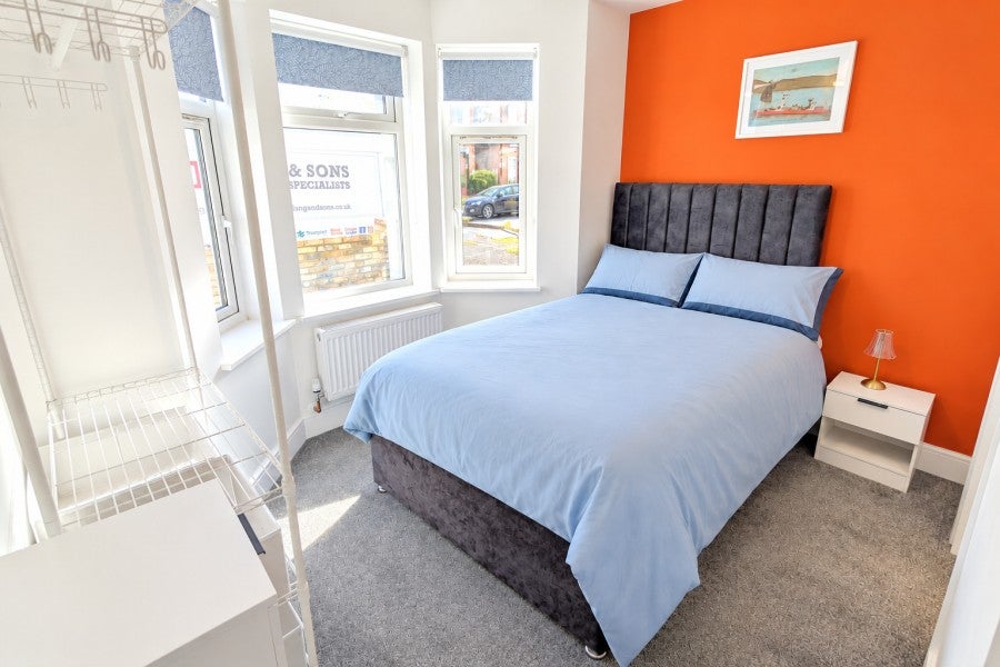 Room Royal Oak Road in Woking