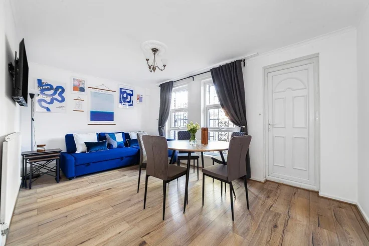 House Samuel Close in Greater London
