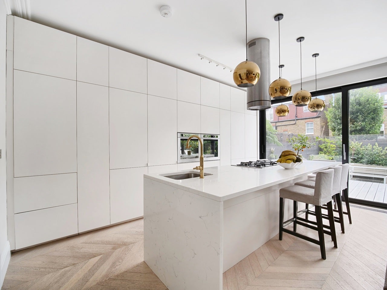 House Arragon Gardens in Greater London